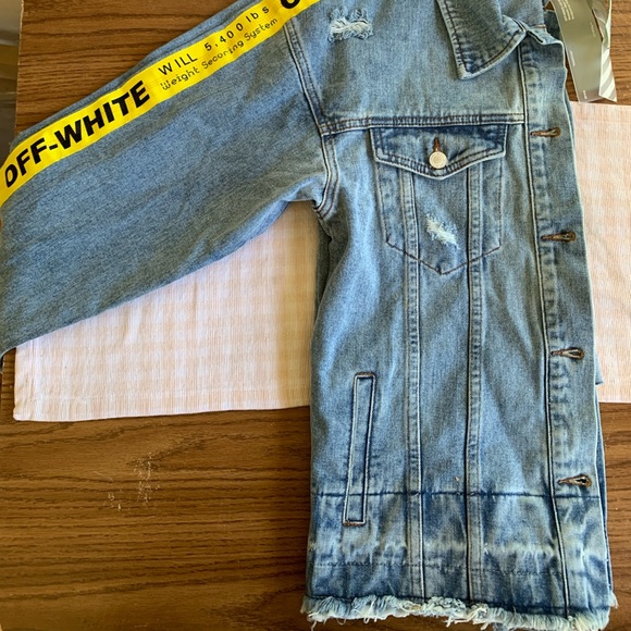 Off-White Jean Jacket - Picture 3 of 3